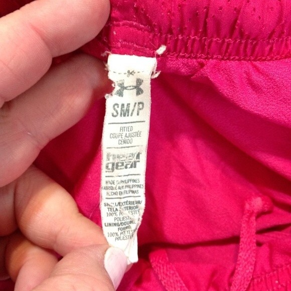 UNDER ARMOUR Size Small Pink Orange Running Shorts Athletic Running Laser Cut - Picture 4 of 5